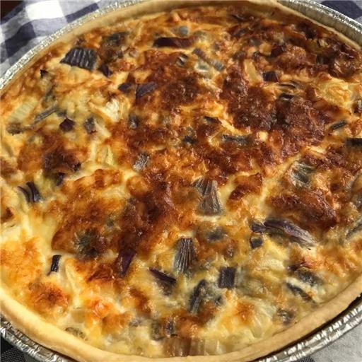 Cheese & onion quiche 8"